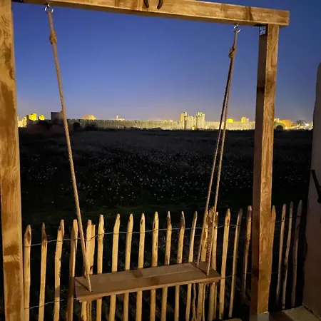 Bed & Breakfast Loveness & Aigues-Mortes