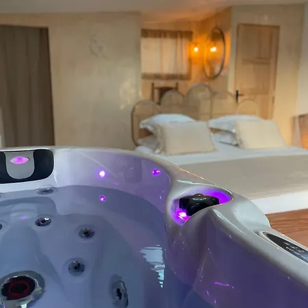 Bed & Breakfast Loveness & Aigues-Mortes